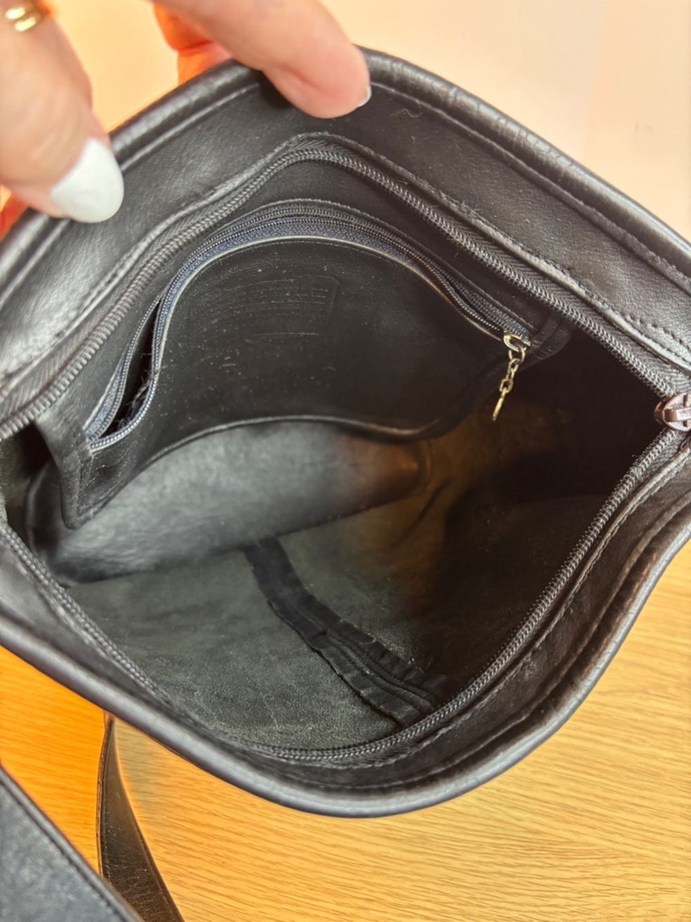 Vintage Coach Bleecker Bucket Bag (Style #4153) in black leather. - Picture 7 of 16